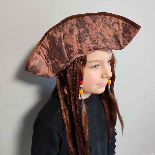 Jack Sparrow, Dirty Joe kalóz kalap hajjal